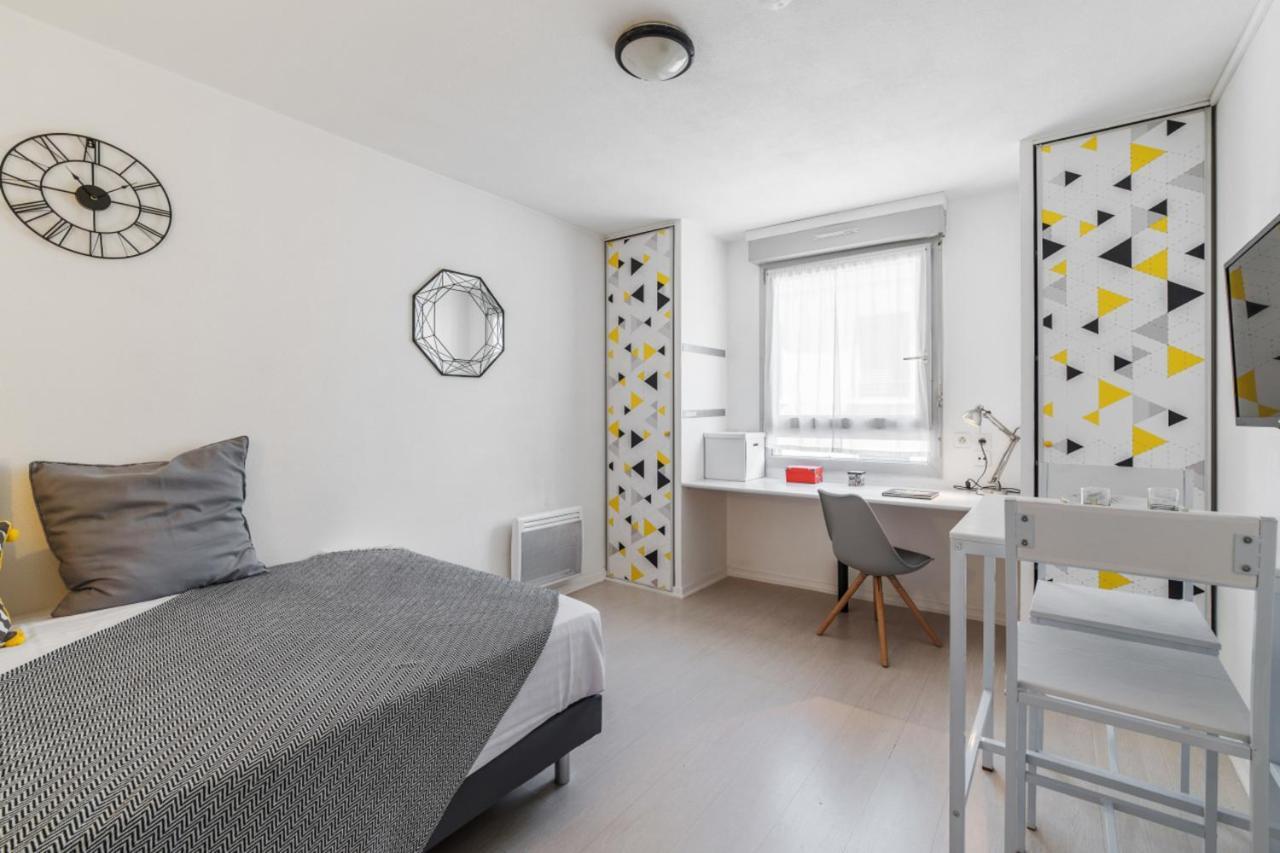 Modern studio in central Lione Esterno foto
